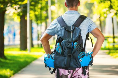 Genç erkek paten patenci rulo sırt çantası - ateş behin