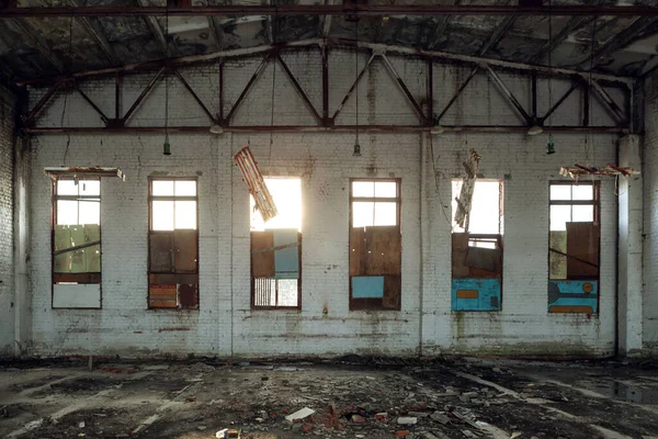 Interni Tecnici Abbandonati Dell Edificio — Foto Stock