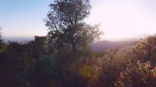 Lever de soleil sur l'Espagne Pyrénées — Video