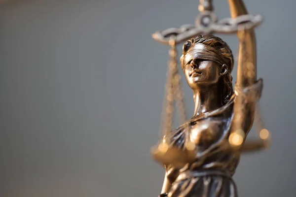 Dame Justitie standbeeld — Stockfoto