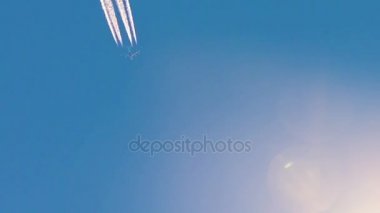 Uçak jet uçak kirliliği üzerinde sky