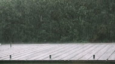 Süper ağır çekim ateş yağmur