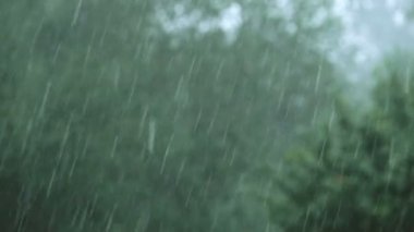 Süper ağır çekim ateş yağmur