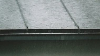 Süper ağır çekim ateş yağmur