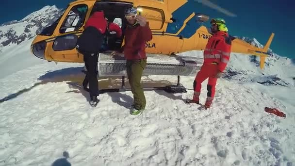 Alagna Valsesia Piemont Italië Maart 2015 Snowboard Actionsportlers Waren Gedaald — Stockvideo