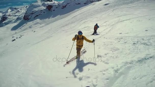 Alagna Valsesia Piemont Italien März 2015 Aussichtsaufnahme Von Actionsportlern Snowboarder — Stockvideo