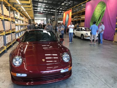 Los Angeles, Ca - 22 Nisan 2018: Porsche klasik arabalar Luftgekuehlt 5 araba, Ganahl kereste göster:.