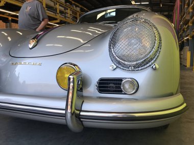 Los Angeles, Ca - 22 Nisan 2018: Porsche klasik arabalar Luftgekuehlt 5 araba, Ganahl kereste göster:.