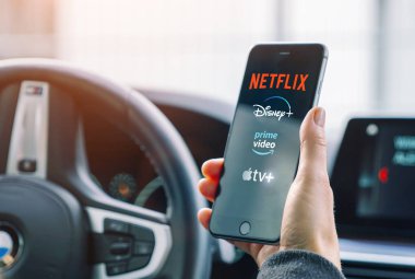 Aachen, Almanya - 10. Eylül 2019: Video Streaming uygulamaları