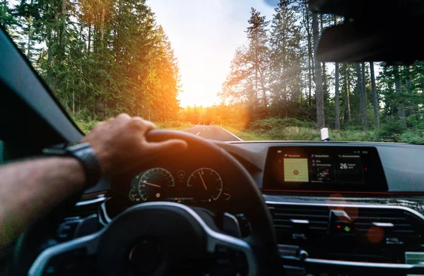 Las Manos Del Conductor Del Coche Volante Coche Conducción Rápida — Foto de Stock