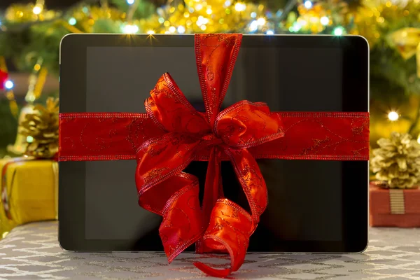 Tablet pc gift for Christmas — Stock Photo, Image