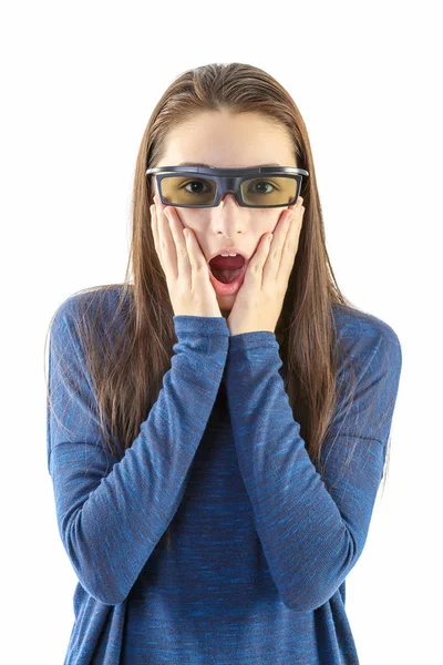 Adolescente viendo una película 3D con gafas 3D — Foto de Stock