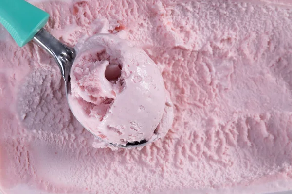 Top View Strawberry Flavour Ice Cream Scoop Closeup — Stock Photo, Image