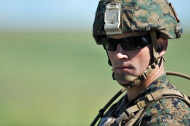 Galati, Romanya - 15 Mayıs: Bizi deniz kuvvetlerinde Rumen askeri polygo