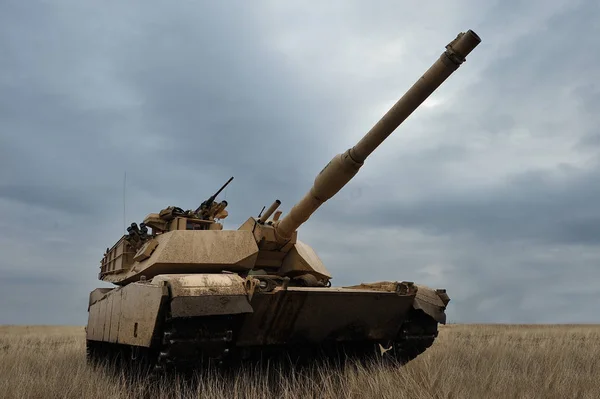 Galati, Románia - április 22-én: Amerikai tank Abrams A1m1 katonai pol — Stock Fotó