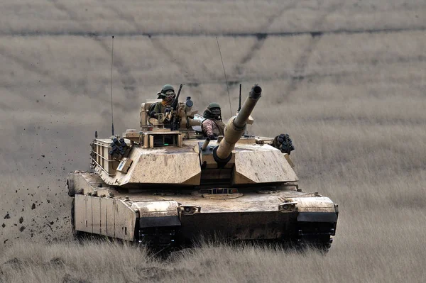 Μας δεξαμενή Abrams A1m1 στο στρατιωτικό πολύγωνο — Φωτογραφία Αρχείου