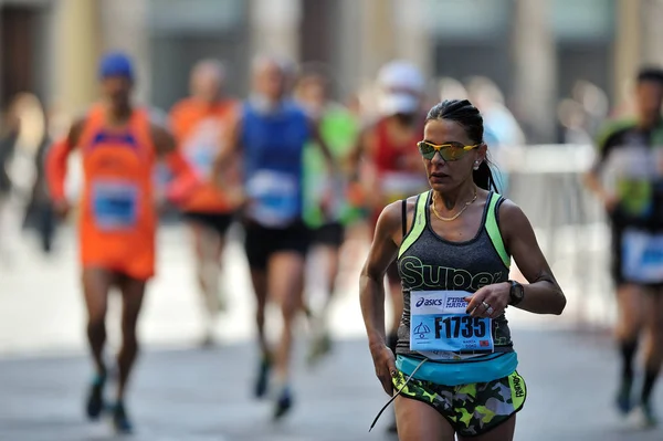 Florence, Italy - 17 May 2015: The traditional annual marathon in Florence — Stock Photo, Image