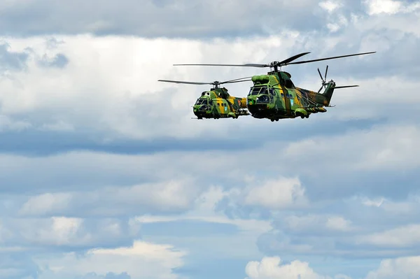 Galati, Románia - május 15-én: Román helikopter Iar 330 "Puma" — Stock Fotó