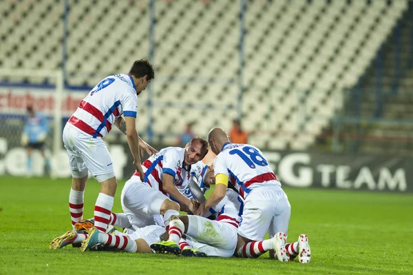 GALATI, ROMANIA - OCTOMBER 19: Unknown footbal players  celebrat — Stock Photo, Image