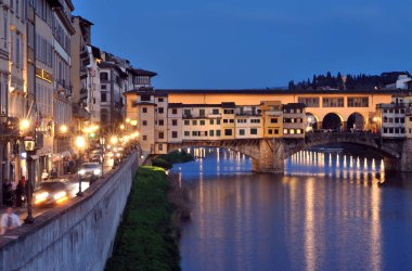 Nehre Arno Ponte Vecchio Köprüsü