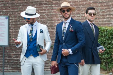 Florence, İtalya-Haziran 15: Pitti Immagine Uomo, Floransa, İtalya, 15 Haziran 2017, moda insanlara