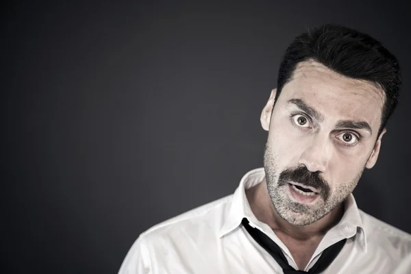 Jovem Bonito Homem Com Bigode Estúdio Retrato — Fotografia de Stock