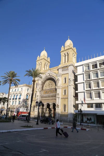 Avenue Habib Bourguiba, Tunis, Tunus St Vincent Paul Katedrali — Stok fotoğraf