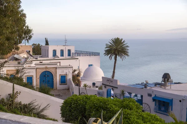 Sidi Bou Said Tunisia Joulukuuta 2016 Tyypillistä Tunisian Arabian Välimeren — kuvapankkivalokuva