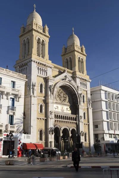 Cattedrale di St. Vincent Paul in Avenue Habib Bourguiba, Tunisi, Tunisia — Foto Stock