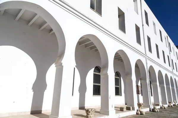 Vista exterior del museo de Cartago en Túnez — Foto de Stock