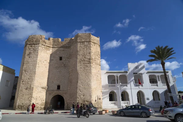 查看来自马赫马赫迪耶省，位于由突尼斯地中海海岸城市. — 图库照片