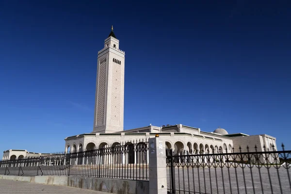 Malik Ibn Anas Mesquita ou Mesquita El Abidine em Cartago, Tunísia — Fotografia de Stock