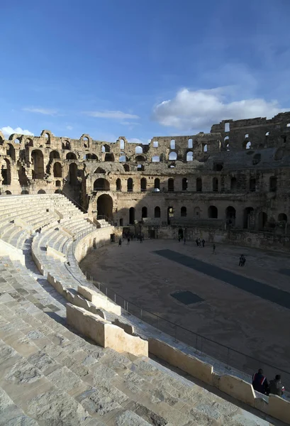 El Djem (o El-Jem), città del governatorato di Mahdia in Tunisia — Foto Stock