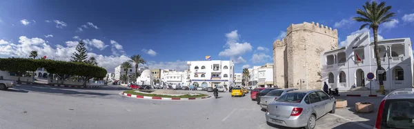 Pohled z města Mahdia v Mahdia governorate, nachází na středomořském pobřeží Tuniska. — Stock fotografie