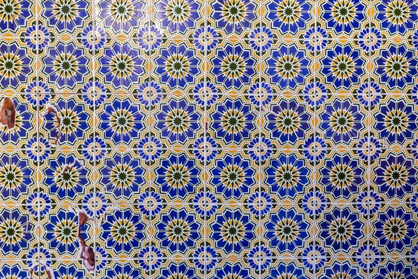 Tunisian Tiles Traditional Geometric Shapes Ceramic Tile Covered Wall Texture — Stock Photo, Image