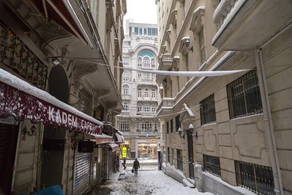 Taksim, Istanbul på en snöig dag — Stockfoto