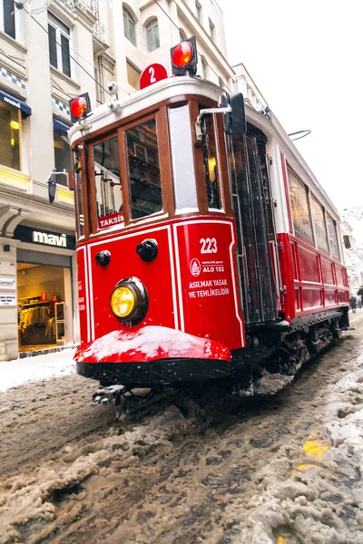 Taksim, istanbul an einem verschneiten Tag — Stockfoto