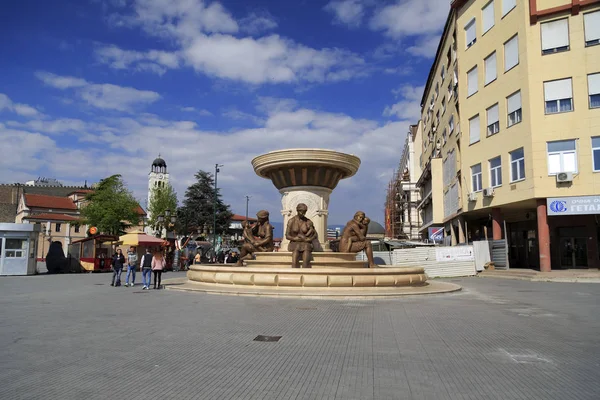 A Fonte das Mães da Macedônia, Praça Phillip II, Sko — Fotografia de Stock