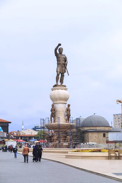 Gedenkskulptur und Brunnen von Phillip Ii, Vater von Alexandande — Stockfoto