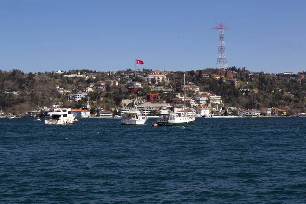 Costa de Bebek en el lado europeo del Bósforo, Estambul — Foto de Stock