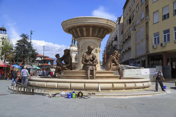 La Fontaine des Mères de Macédoine, Place Philippe II, Sko — Photo