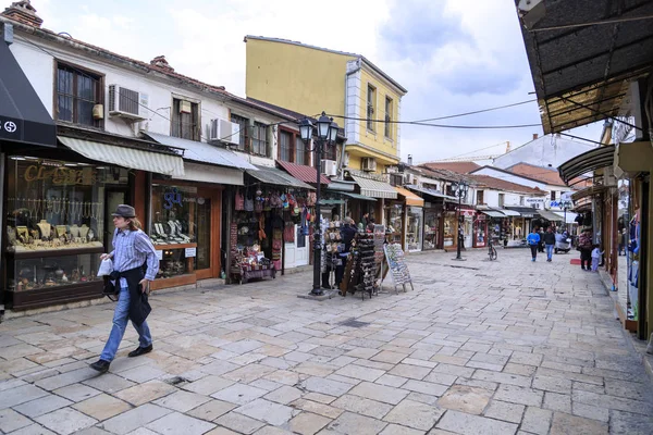 Oude Turkse bazaar en wijk in Skopje, de Macedonische ca — Stockfoto