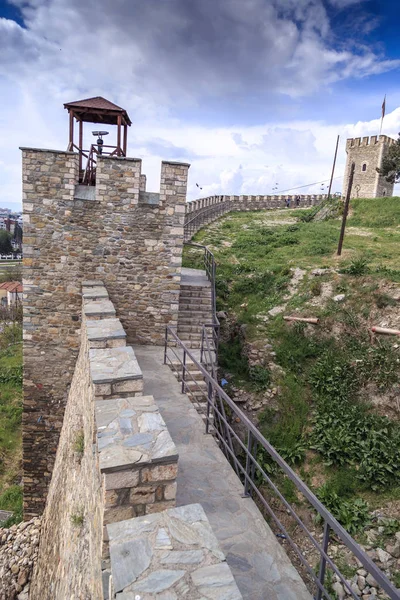 Fortaleza de la col rizada, fortaleza otomana medieval con vistas a la ciudad de — Foto de Stock