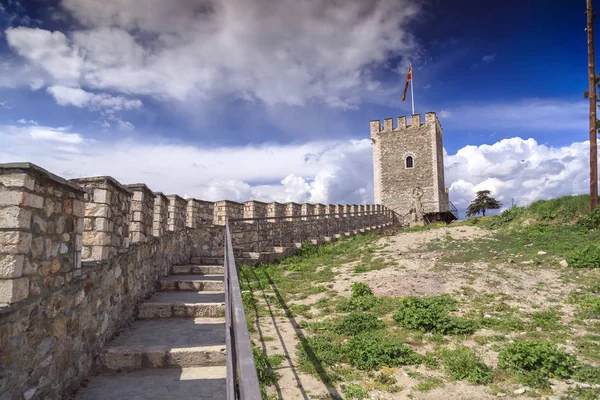 Boerenkool Fort, middeleeuwse Ottomaanse fort, met uitzicht op de stad — Stockfoto