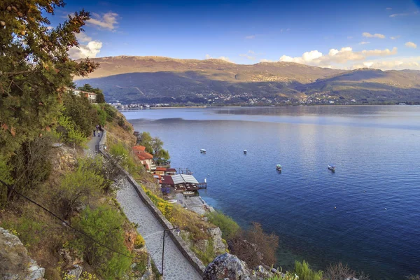 Ohrid, Makedonya'nın kıyı görünümü — Stok fotoğraf