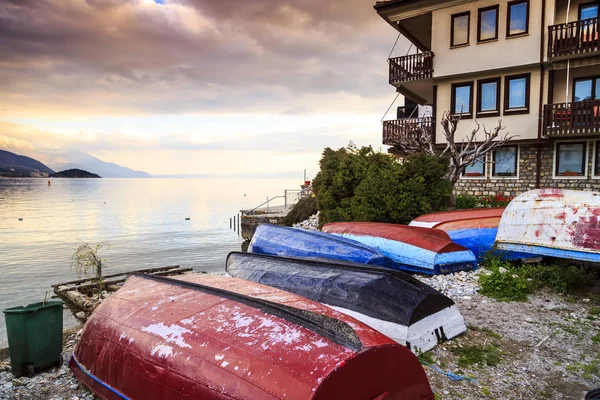 Küstenblick auf Ohrid, Mazedonien — Stockfoto