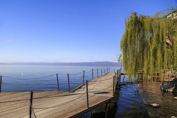 Vista costiera di Ohrid, Macedonia — Foto Stock