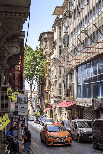 Elmadag district van Sisli, Istanbul — Stockfoto