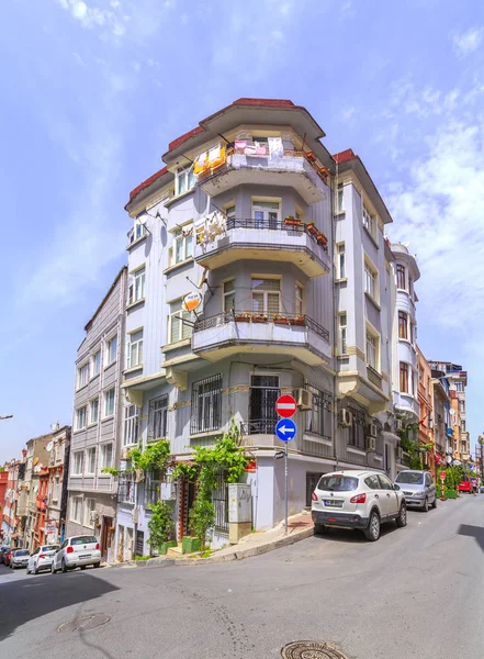 Elmadag district of Sisli, Istanbul — Stock Photo, Image
