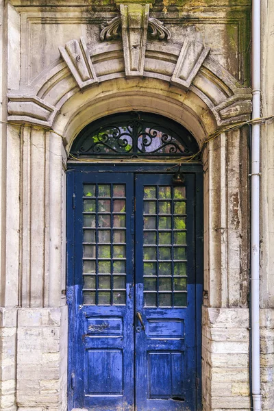 Architectural Detail Old Ornate Door Aged Building Istanbul — Stock Photo, Image